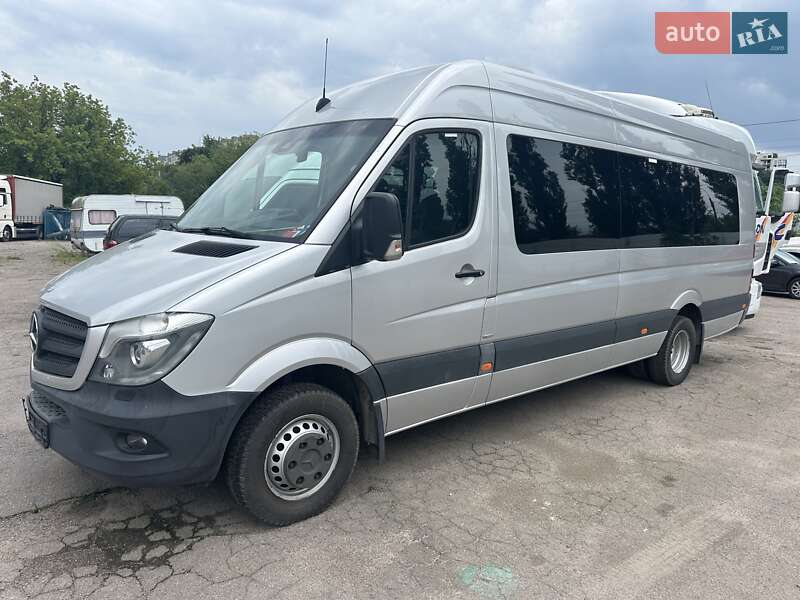 Туристический / Междугородний автобус Mercedes-Benz Sprinter 2015 в Ровно
