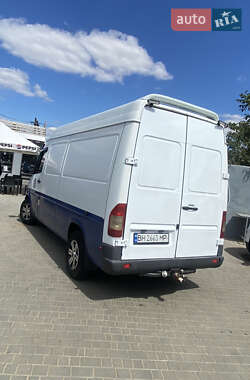 Грузовой фургон Mercedes-Benz Sprinter 2003 в 