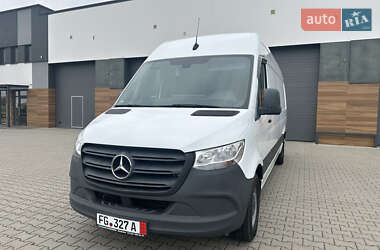 Грузовой фургон Mercedes-Benz Sprinter 2021 в 