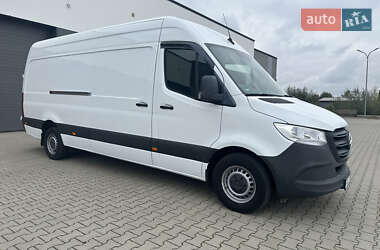 Грузовой фургон Mercedes-Benz Sprinter 2021 в 