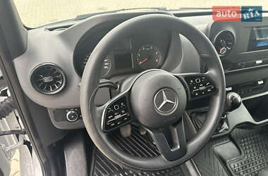 Грузовой фургон Mercedes-Benz Sprinter 2021 в 