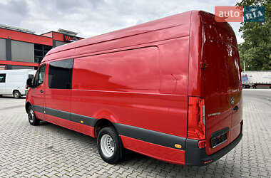 Грузовой фургон Mercedes-Benz Sprinter 2023 в 
