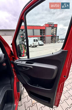 Грузовой фургон Mercedes-Benz Sprinter 2023 в 