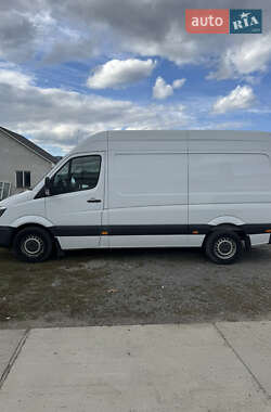 Грузовой фургон Mercedes-Benz Sprinter 2013 в 