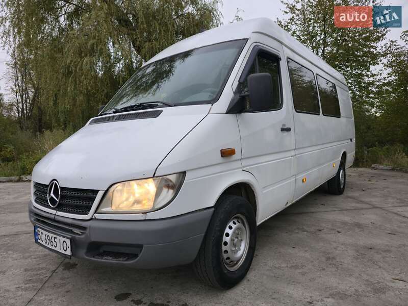 Mercedes-Benz Sprinter 2005