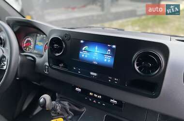 Грузовой фургон Mercedes-Benz Sprinter 2023 в 