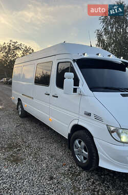 Туристический / Междугородний автобус Mercedes-Benz Sprinter 2000 в 