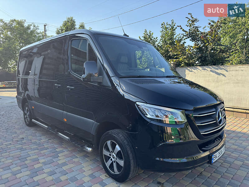 Микроавтобус Mercedes-Benz Sprinter 2019 в Ровно фото 3 Микроавтобус Mercedes-Benz Sprinter 2019 в Ровно