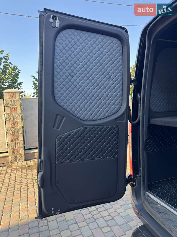 Микроавтобус Mercedes-Benz Sprinter 2019 в Ровно фото 48 Микроавтобус Mercedes-Benz Sprinter 2019 в Ровно