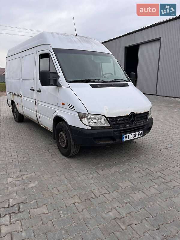 Mercedes-Benz Sprinter 2004