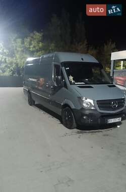 Грузовой фургон Mercedes-Benz Sprinter 2015 в  фото 4 Грузовой фургон Mercedes-Benz Sprinter 2015 в