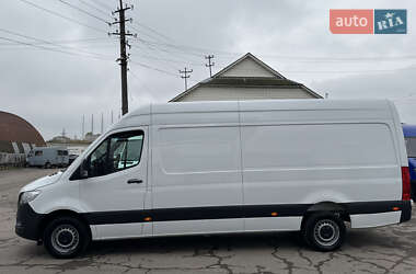 Грузовой фургон Mercedes-Benz Sprinter 2020 в 
