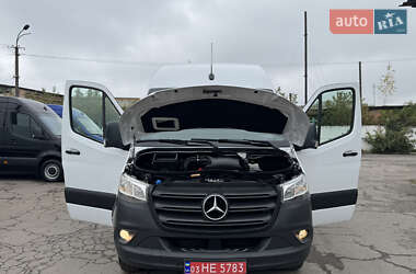 Грузовой фургон Mercedes-Benz Sprinter 2020 в 