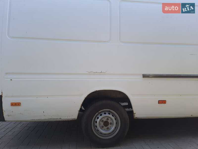 Вантажний фургон Mercedes-Benz Sprinter 2003 в Києві