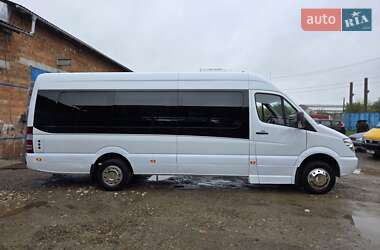 Туристичний / Міжміський автобус Mercedes-Benz Sprinter 2012 в Чернівцях