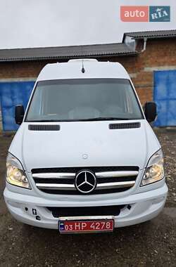 Туристический / Междугородний автобус Mercedes-Benz Sprinter 2012 в 