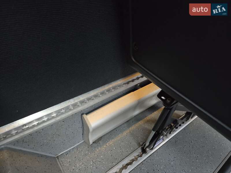 Туристический / Междугородний автобус Mercedes-Benz Sprinter 2012 в Черновцах фото 38 Туристический / Междугородний автобус Mercedes-Benz Sprinter 2012 в Черновцах