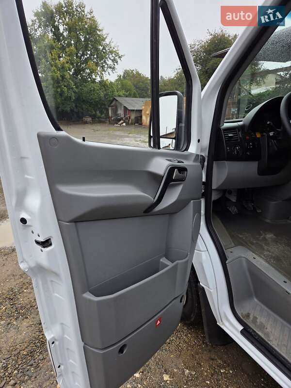 Туристический / Междугородний автобус Mercedes-Benz Sprinter 2012 в Черновцах фото 51 Туристический / Междугородний автобус Mercedes-Benz Sprinter 2012 в Черновцах