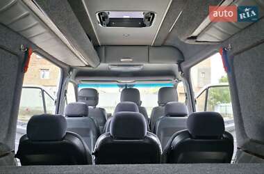 Грузопассажирский фургон Mercedes-Benz Sprinter 2006 в 