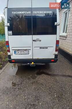 Пригородный автобус Mercedes-Benz Sprinter 2001 в Корсуне-Шевченковском