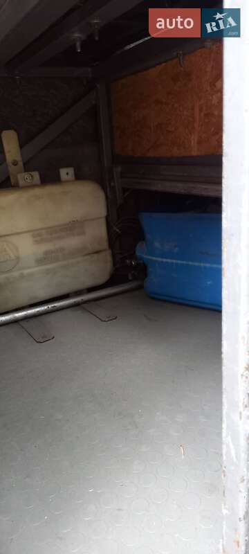 Пригородный автобус Mercedes-Benz Sprinter 2001 в Корсуне-Шевченковском