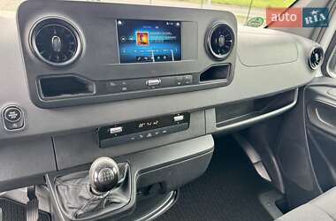 Вантажний фургон Mercedes-Benz Sprinter 2020 в 