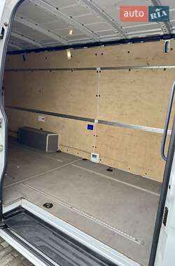 Вантажний фургон Mercedes-Benz Sprinter 2020 в 