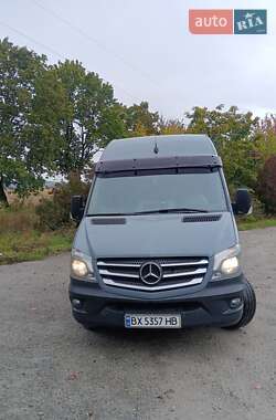 Грузовой фургон Mercedes-Benz Sprinter 2015 в  фото 14 Грузовой фургон Mercedes-Benz Sprinter 2015 в