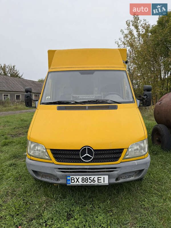 Mercedes-Benz Sprinter 2003