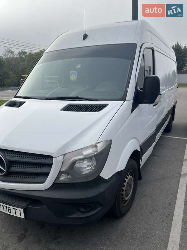Вантажний фургон Mercedes-Benz Sprinter 2017 в Дніпрі