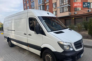 Грузовой фургон Mercedes-Benz Sprinter 2017 в 