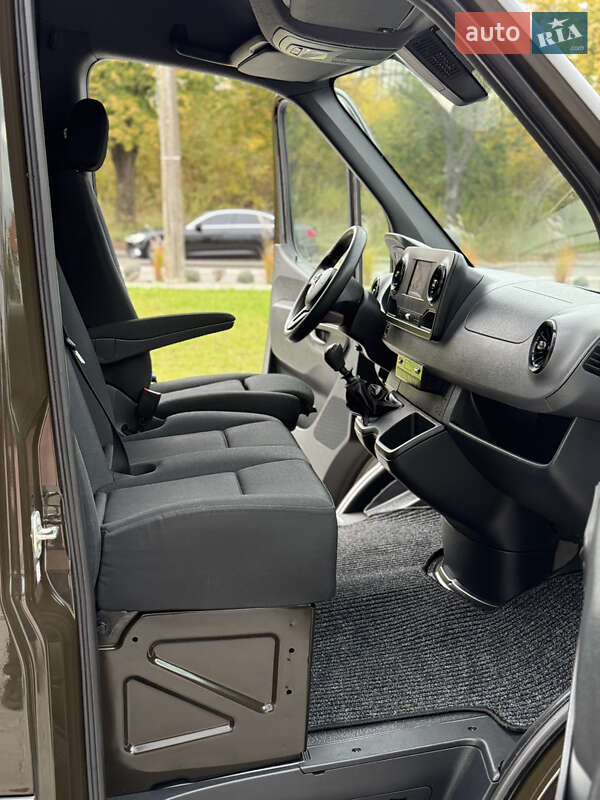 Грузовой фургон Mercedes-Benz Sprinter 2022 в Ровно