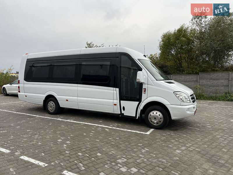 Туристический / Междугородний автобус Mercedes-Benz Sprinter 2012 в Хотине