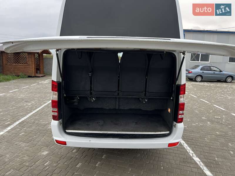 Туристический / Междугородний автобус Mercedes-Benz Sprinter 2012 в Хотине