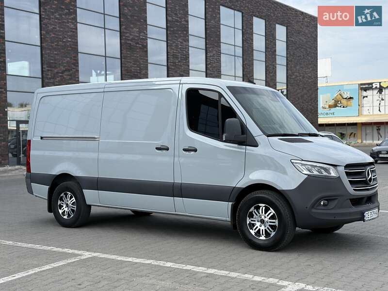 Вантажний фургон Mercedes-Benz Sprinter 2021 в Чернівцях
