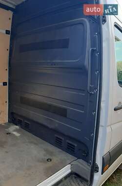 Вантажний фургон Mercedes-Benz Sprinter 2012 в 