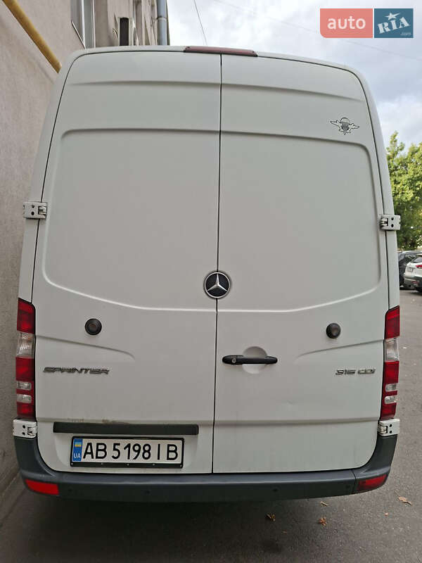Микроавтобус грузовой (до 3,5т) Mercedes-Benz Sprinter 2014 в Ладыжине