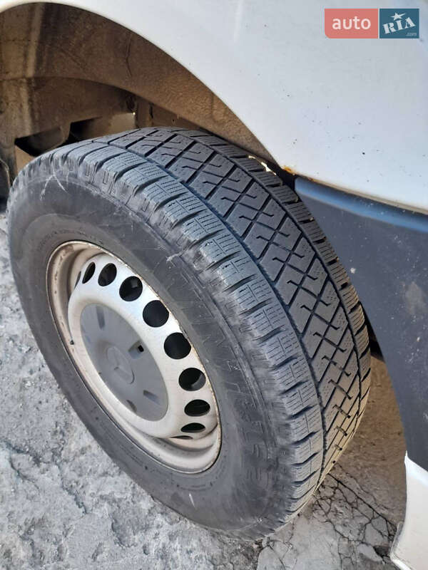 Микроавтобус грузовой (до 3,5т) Mercedes-Benz Sprinter 2014 в Ладыжине