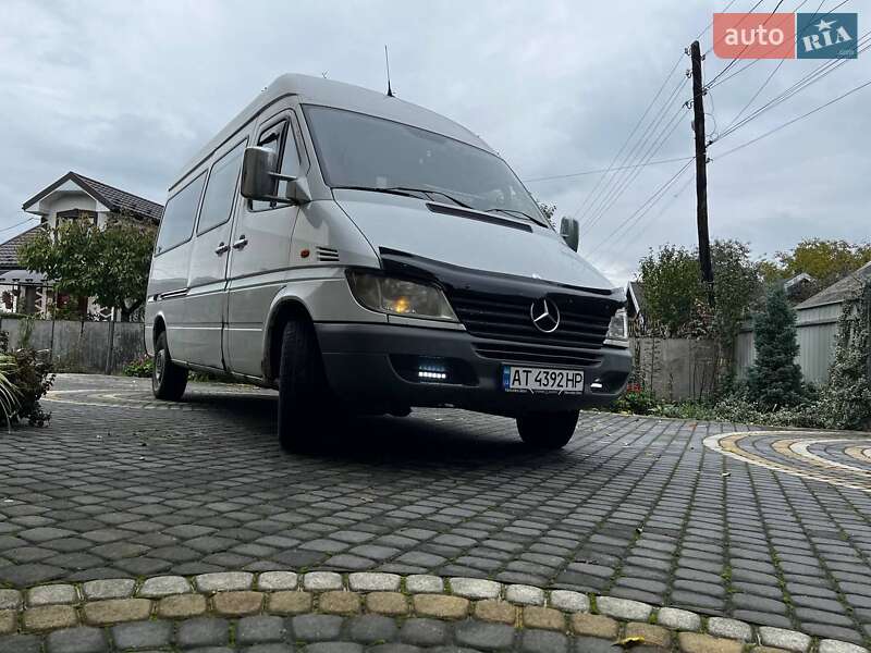 Микроавтобус грузовой (до 3,5т) Mercedes-Benz Sprinter 2001 в Коломые