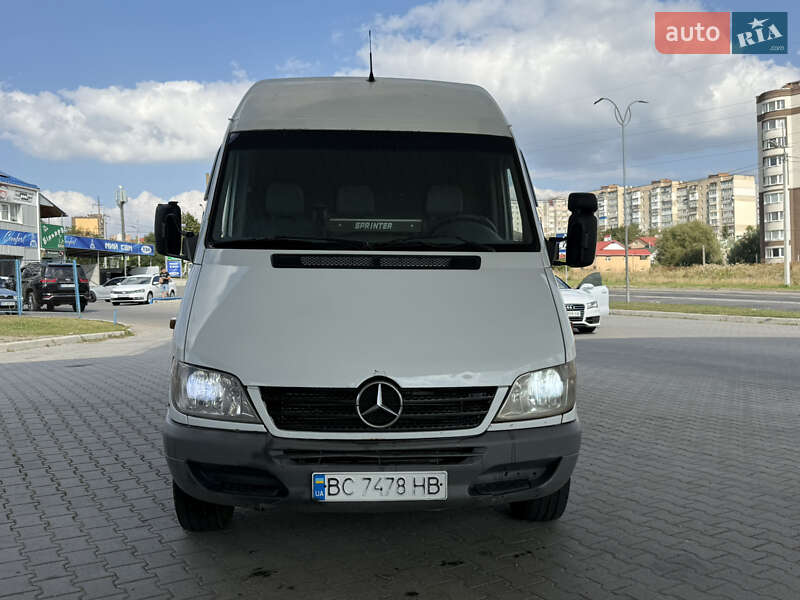 Грузовой фургон Mercedes-Benz Sprinter 2004 в Хмельницком