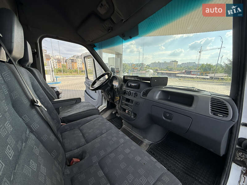 Грузовой фургон Mercedes-Benz Sprinter 2004 в Хмельницком