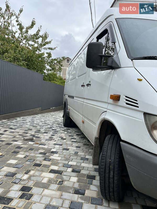 Вантажний фургон Mercedes-Benz Sprinter 2005 в Великодолинському фото 3 Вантажний фургон Mercedes-Benz Sprinter 2005 в Великодолинському