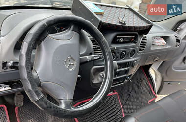 Грузовой фургон Mercedes-Benz Sprinter 2005 в 