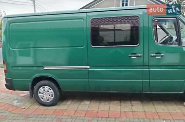 Микроавтобус Mercedes-Benz Sprinter 2005 в  фото 3 Микроавтобус Mercedes-Benz Sprinter 2005 в