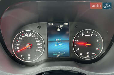 Вантажний фургон Mercedes-Benz Sprinter 2021 в 