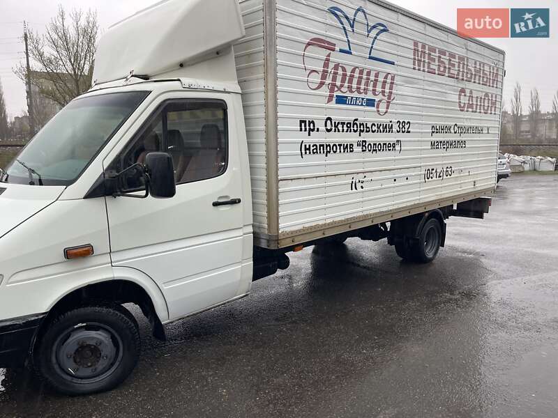 Грузовой фургон Mercedes-Benz Sprinter 1998 в Николаеве