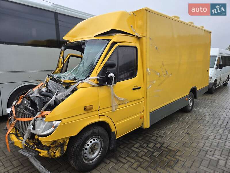 Mercedes-Benz Sprinter 2003