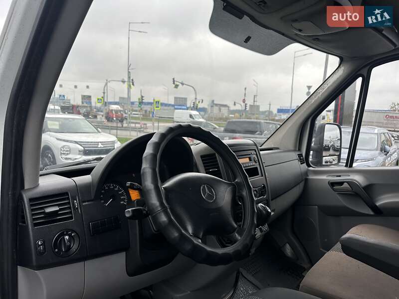 Рефрижератор Mercedes-Benz Sprinter 2011 в Киеве фото 10 Рефрижератор Mercedes-Benz Sprinter 2011 в Киеве