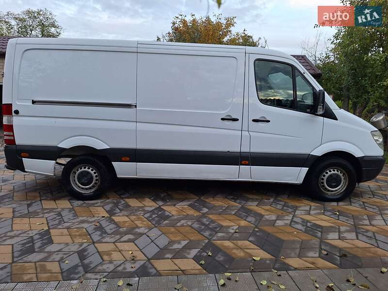Грузовой фургон Mercedes-Benz Sprinter 2009 в Городище