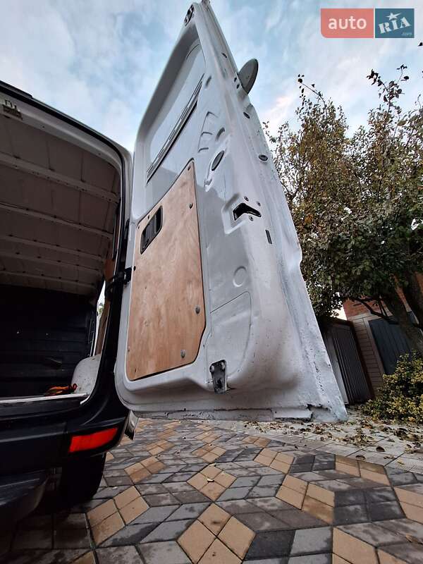 Грузовой фургон Mercedes-Benz Sprinter 2009 в Городище